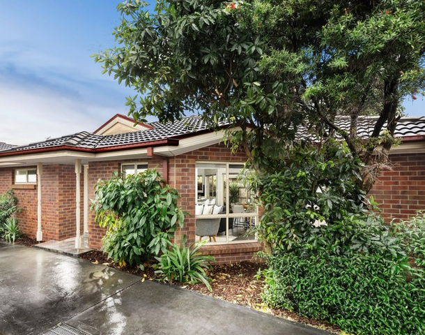 2/121 Mcnamara Avenue, Airport West VIC 3042