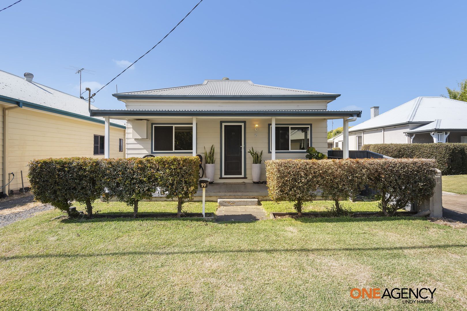 19 Argyle Street, Singleton NSW 2330