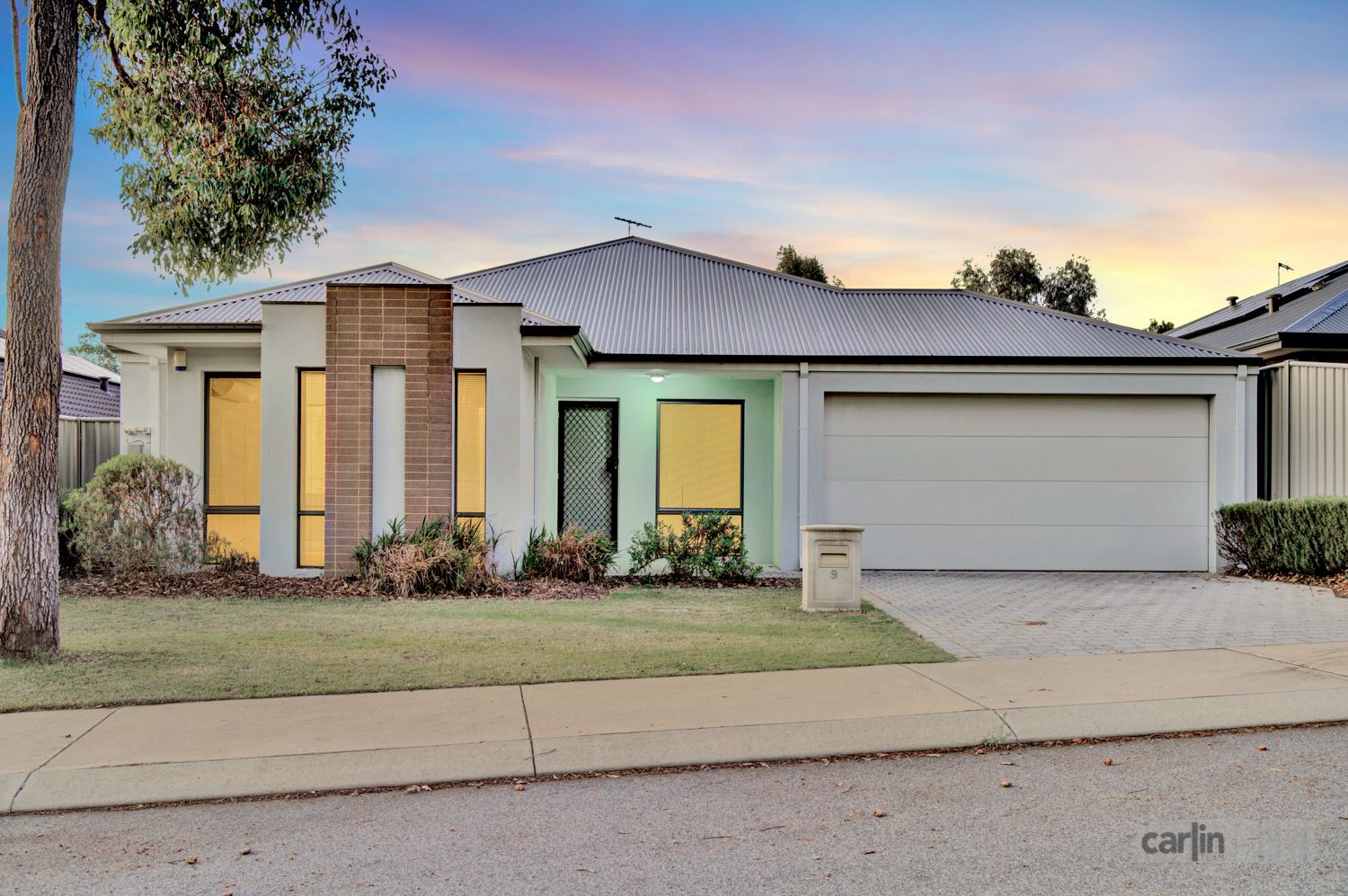 4 bedrooms House in 9 Kirkby Circuit WELLARD WA, 6170