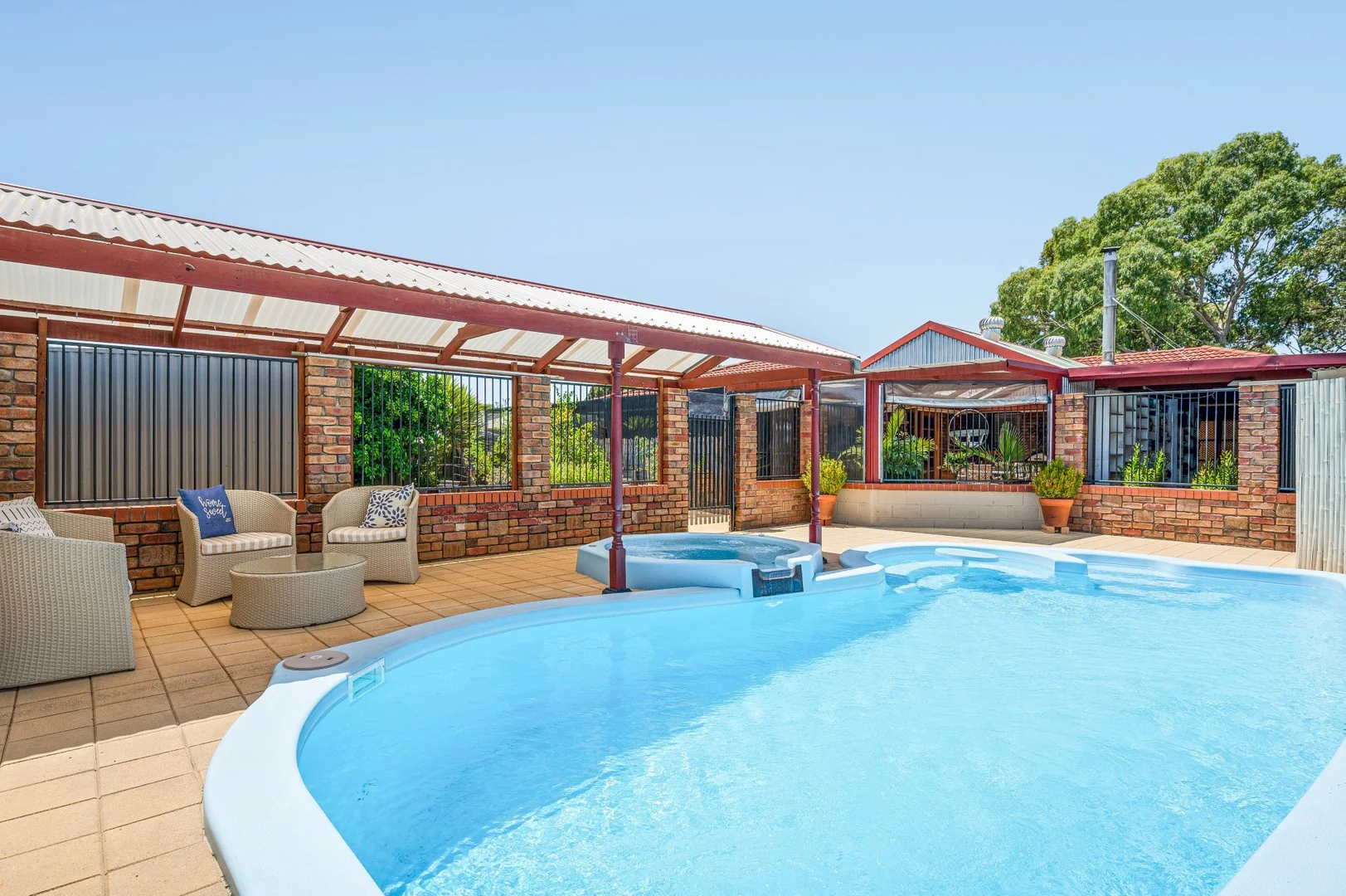 3 Sherebrooke Bvd, Woodcroft SA 5162