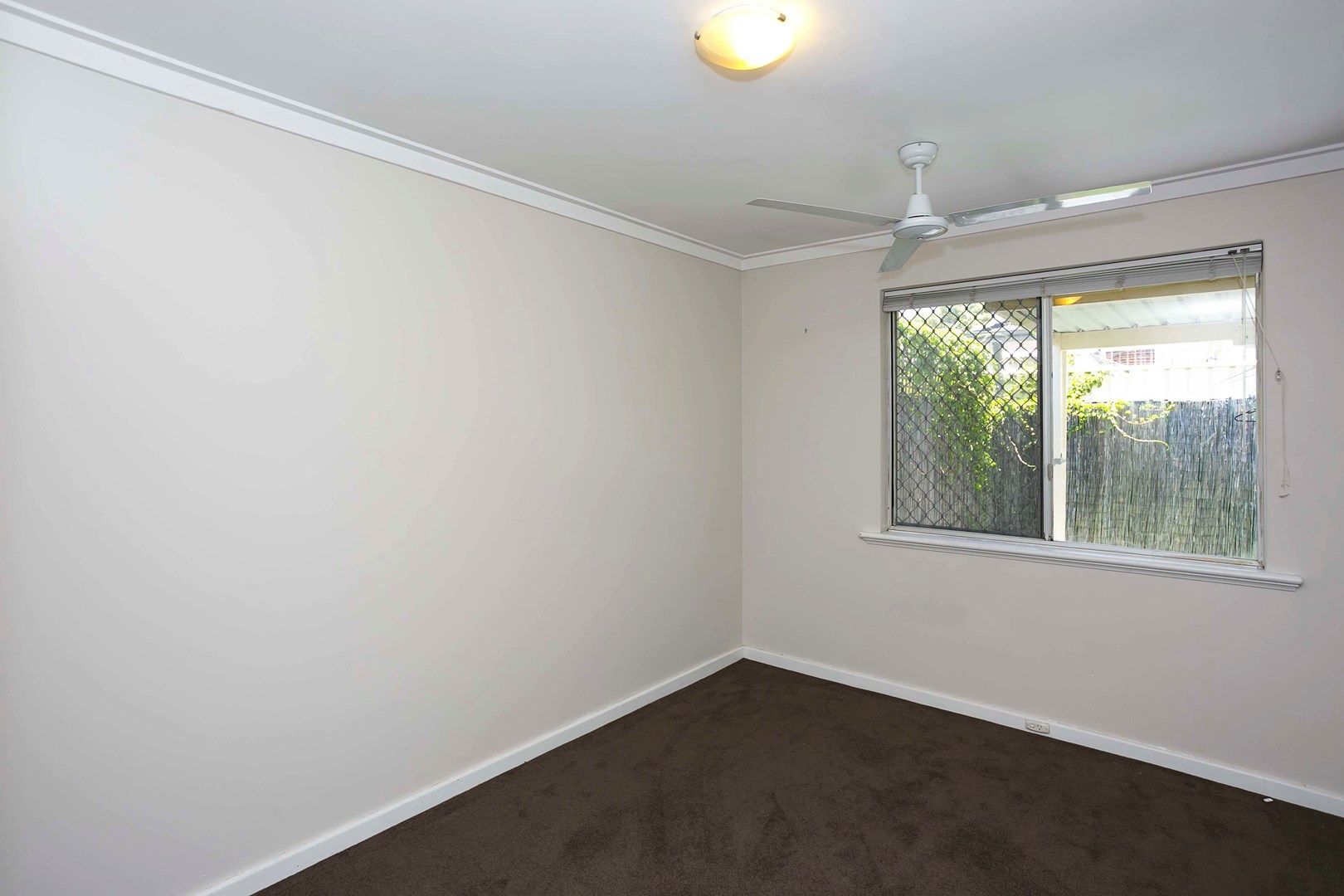 2 bedrooms Villa in Unit 4/28 Sydenham St KEWDALE WA, 6105