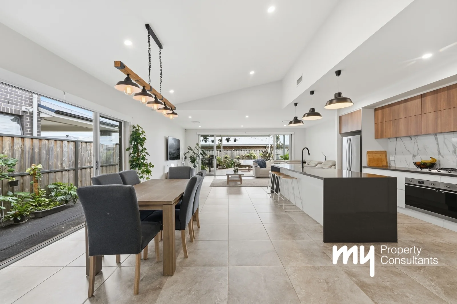 Additional image 7 of 127 Pleasant Circuit, Gledswood Hills NSW 2557