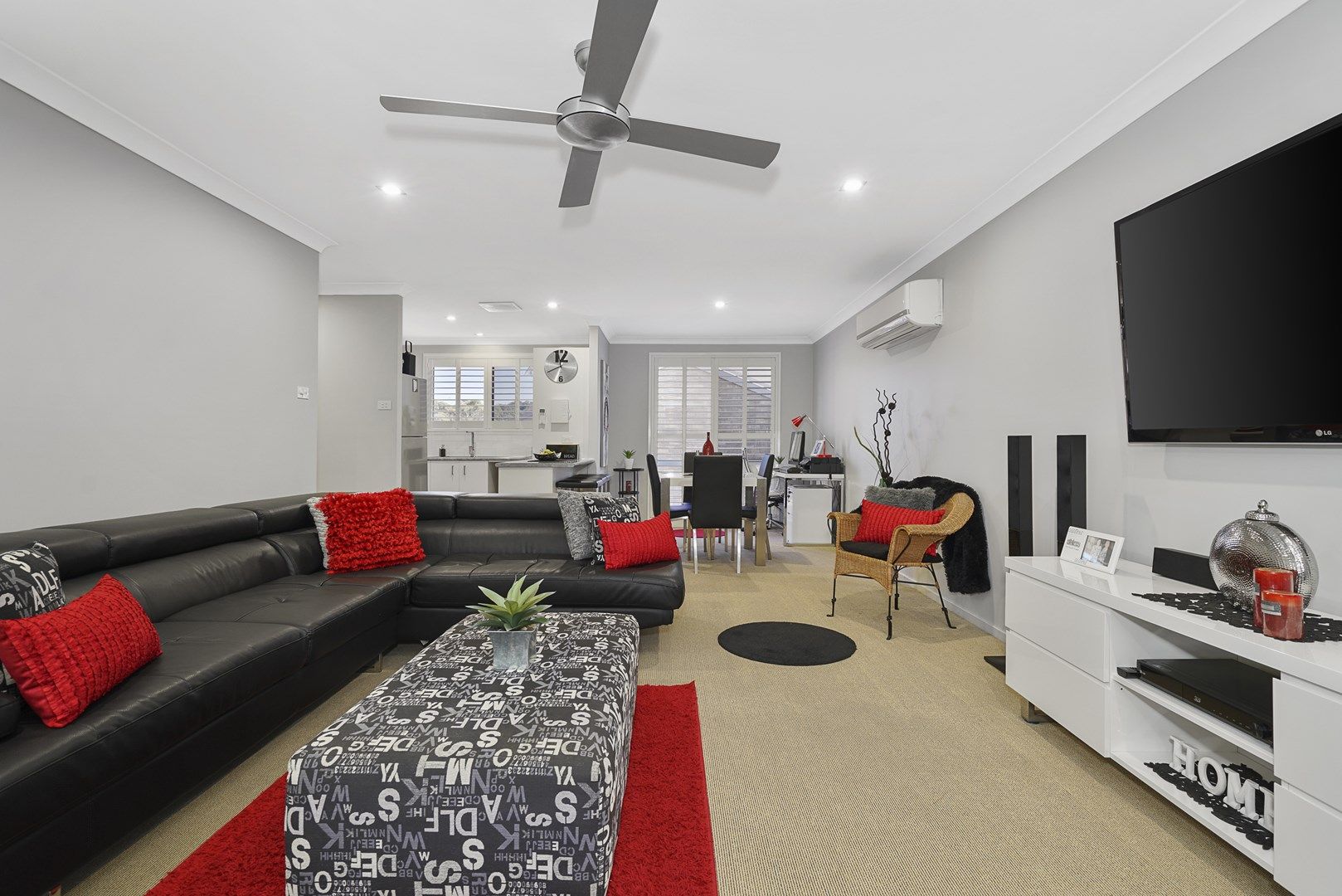 43 Tasman Court, Caves Beach NSW 2281, Image 0