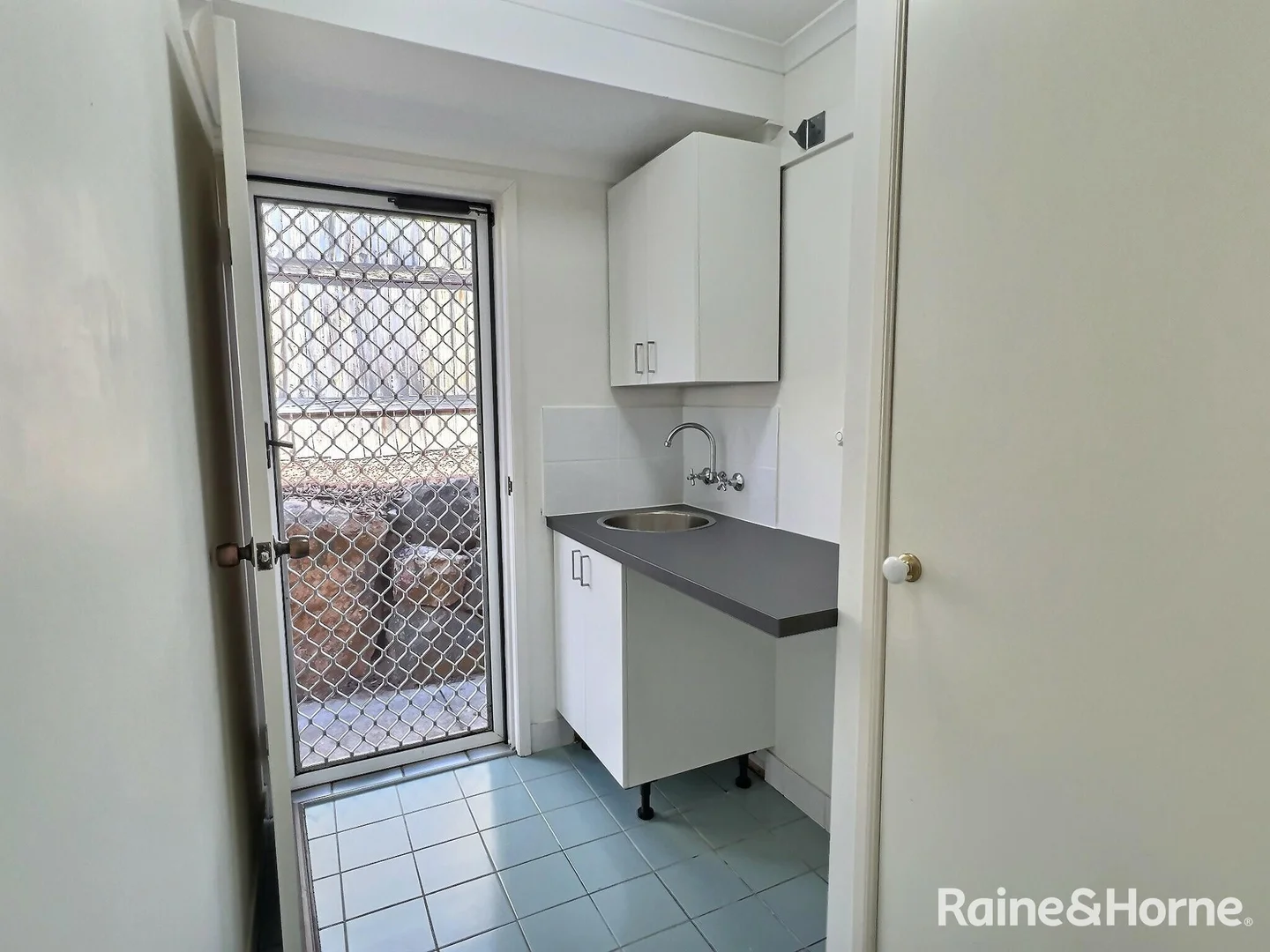 Additional image 11 of 9 Ceri Court, New Auckland QLD 4680