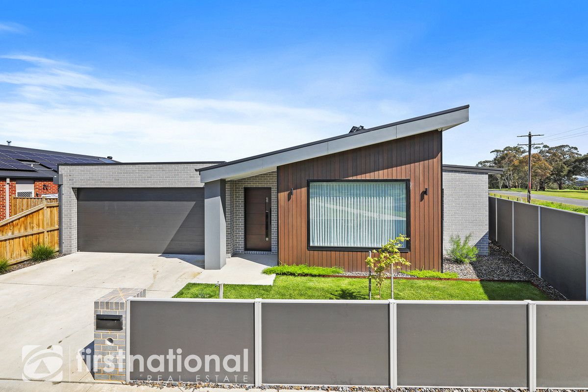 9 Applebox Place, Newborough VIC 3825, Image 1