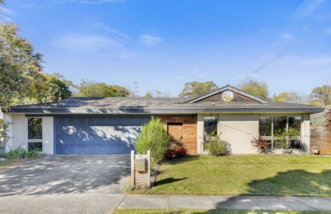 5 bedrooms House in 45 Blaxland Avenue FRANKSTON SOUTH VIC, 3199