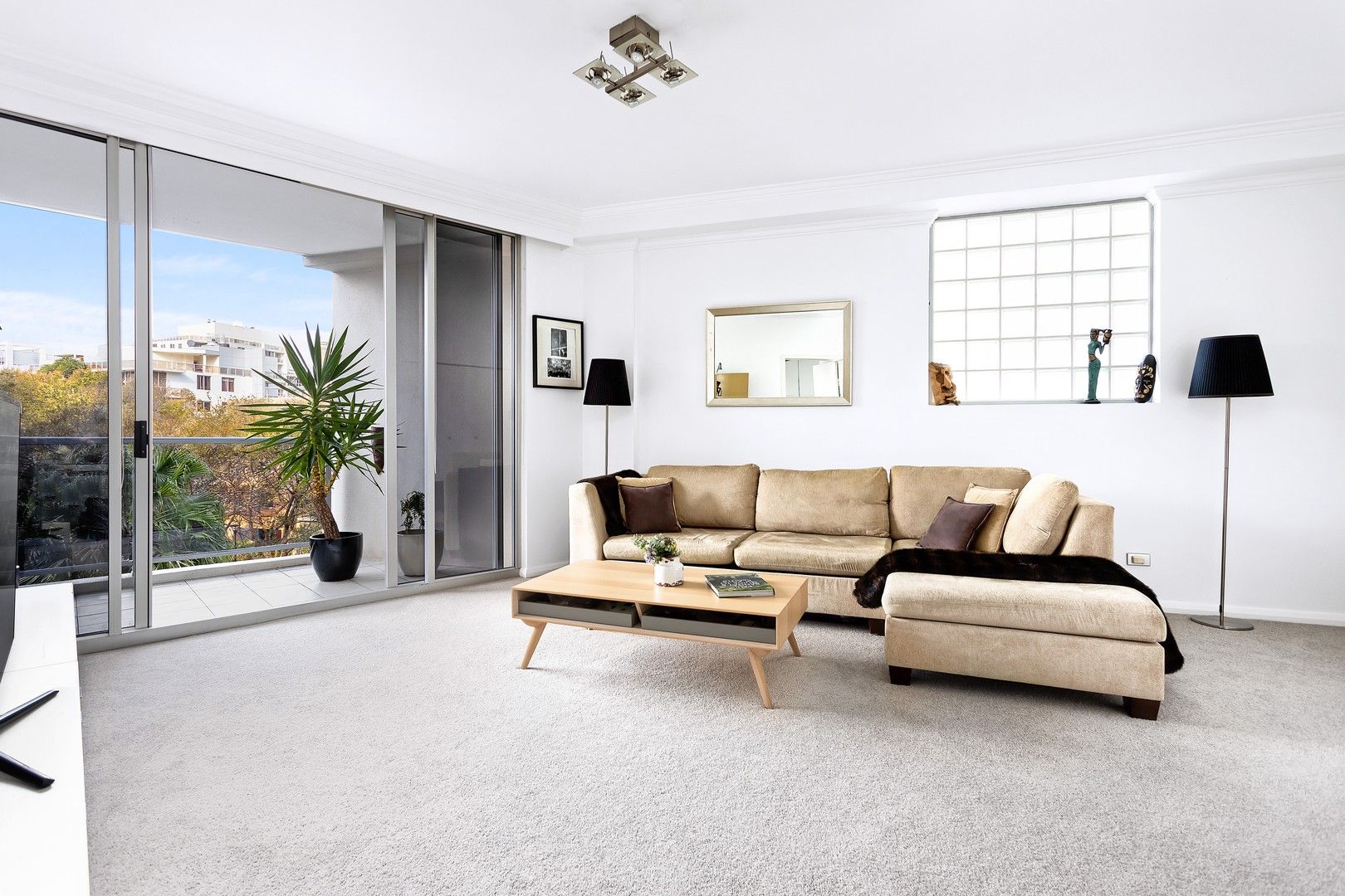 2 bedrooms Apartment / Unit / Flat in 99/804 Bourke Street WATERLOO NSW, 2017
