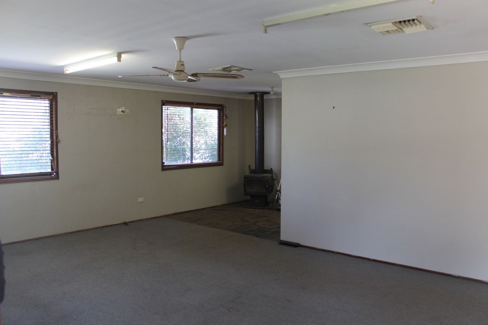 17 Farnell, Euabalong NSW 2877, Image 2