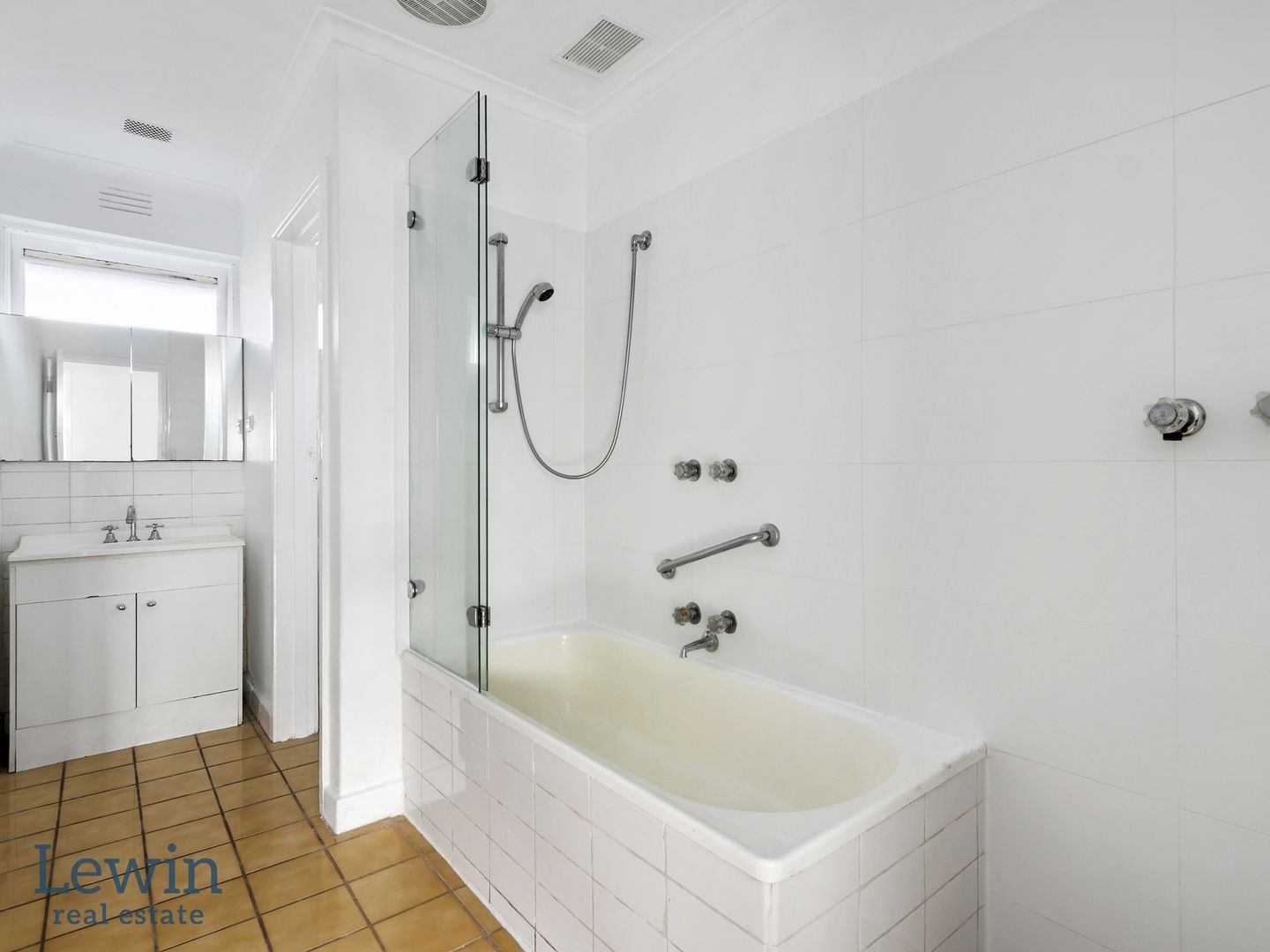 6/10 St Huberts Road, Carnegie VIC 3163, Image 2