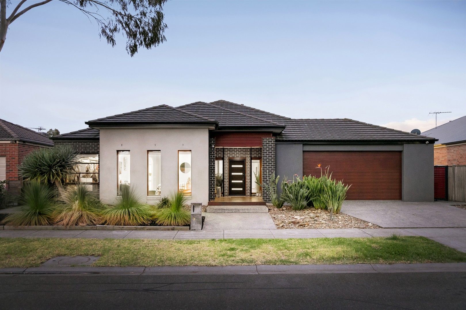 198 Central Park Avenue, Craigieburn VIC 3064, Image 0