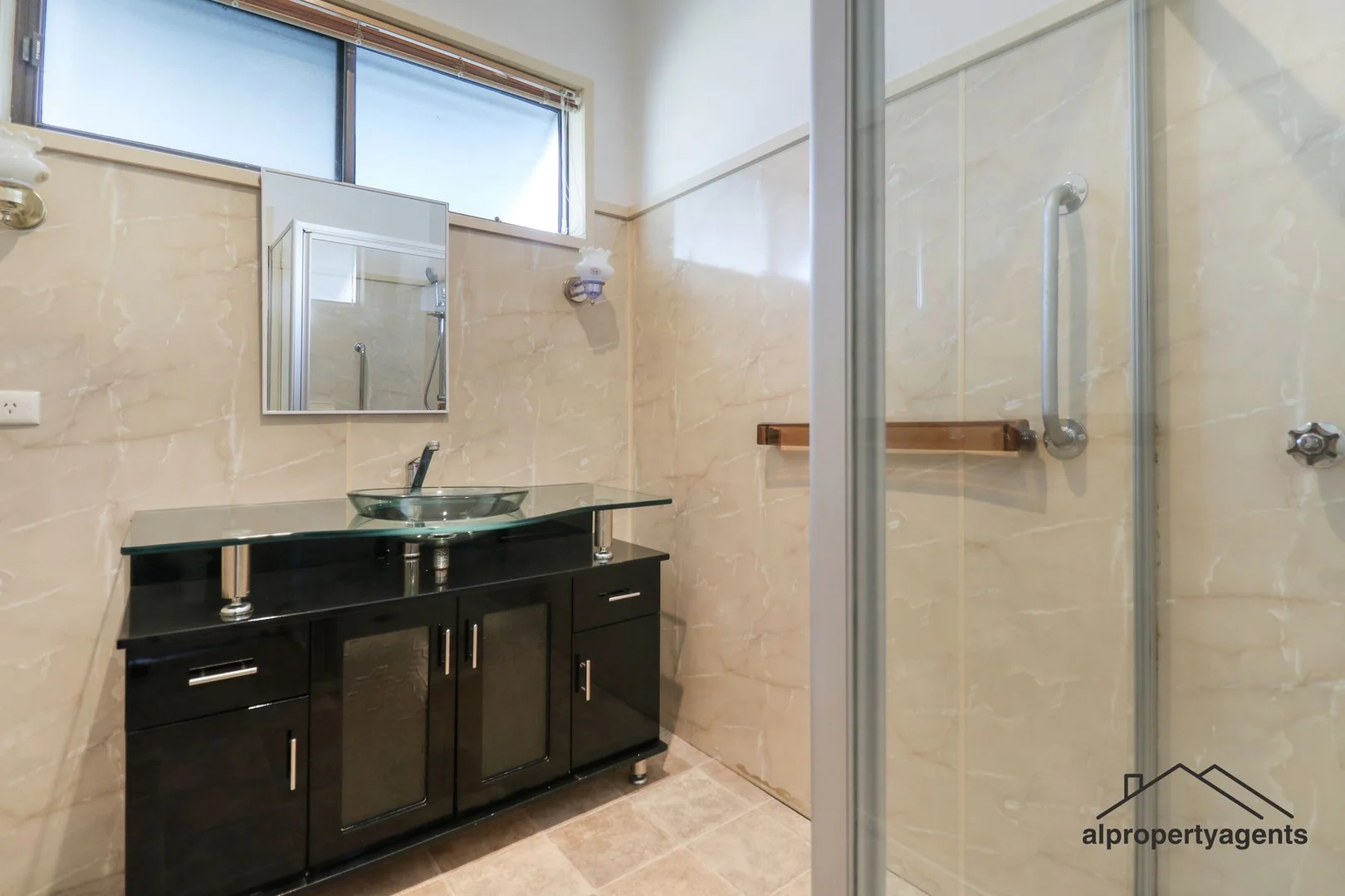 Additional image 10 of 3a O'Callaghan Street, Warracknabeal VIC 3393