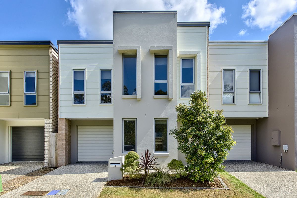 3 bedrooms House in 13 Macquarie Circuit FITZGIBBON QLD, 4018