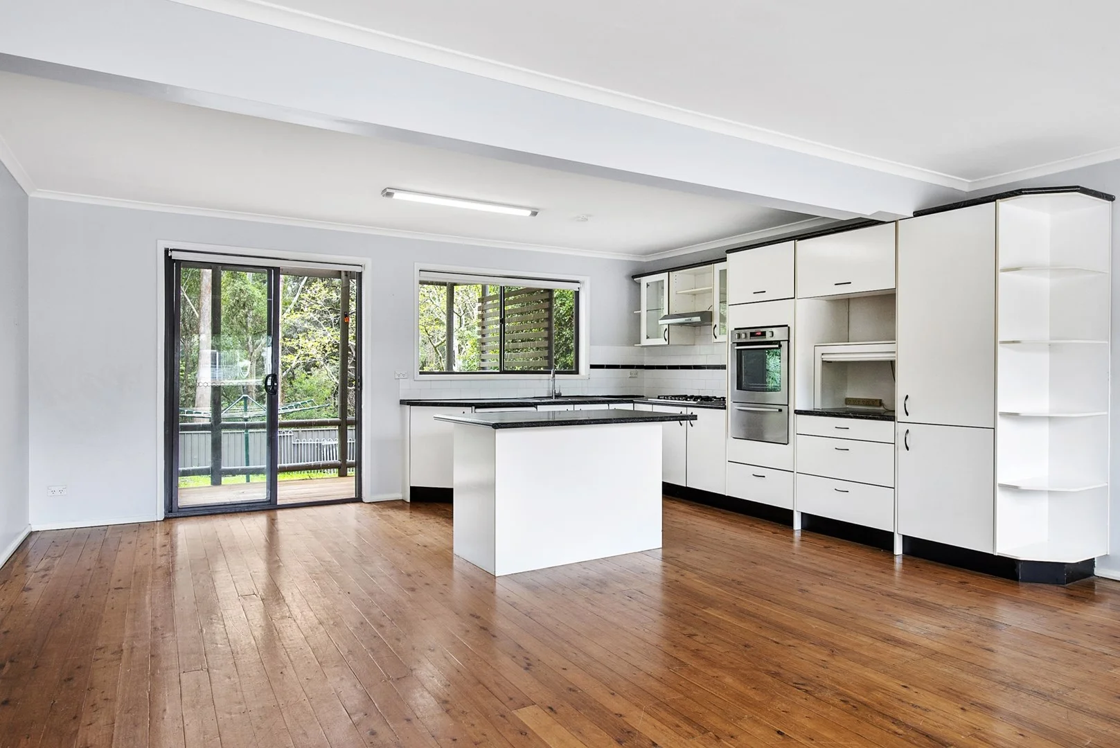 Additional image 2 of 195 Seven Hills Road, Baulkham Hills NSW 2153