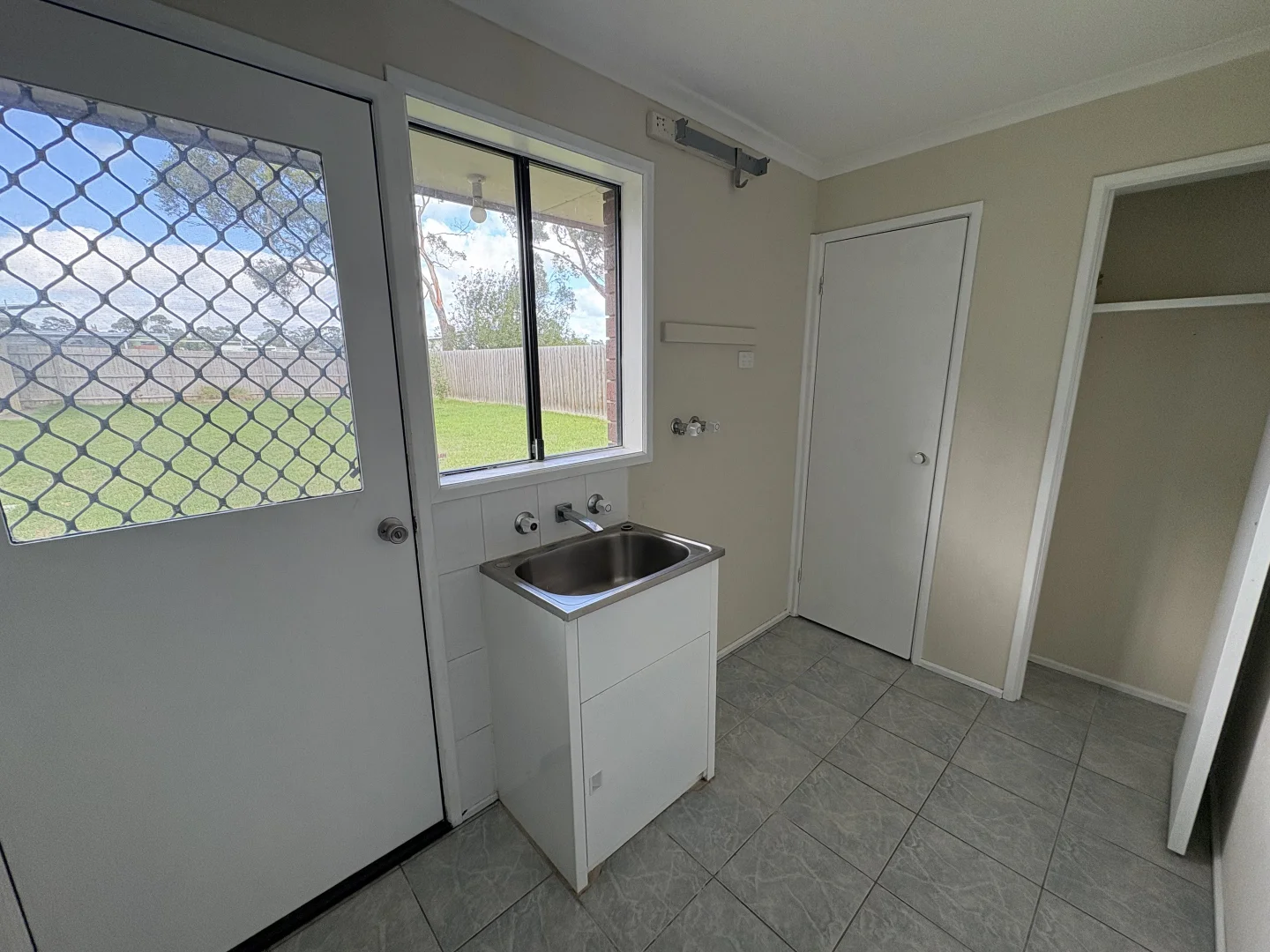 Additional image 9 of 28 McGuigan Drive, Cranbourne West VIC 3977