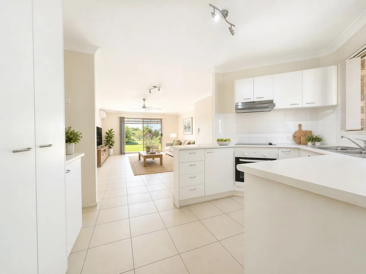 Additional image 6 of 11/6-10 Bourton Road, Merrimac QLD 4226