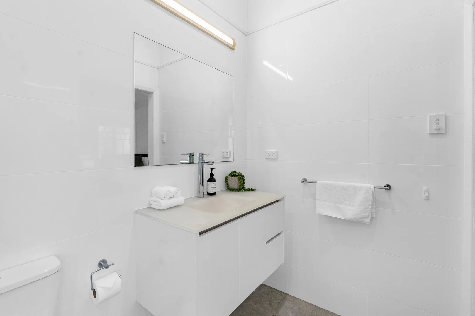 Additional image 46 of 61 Digger Street, Cairns North QLD 4870