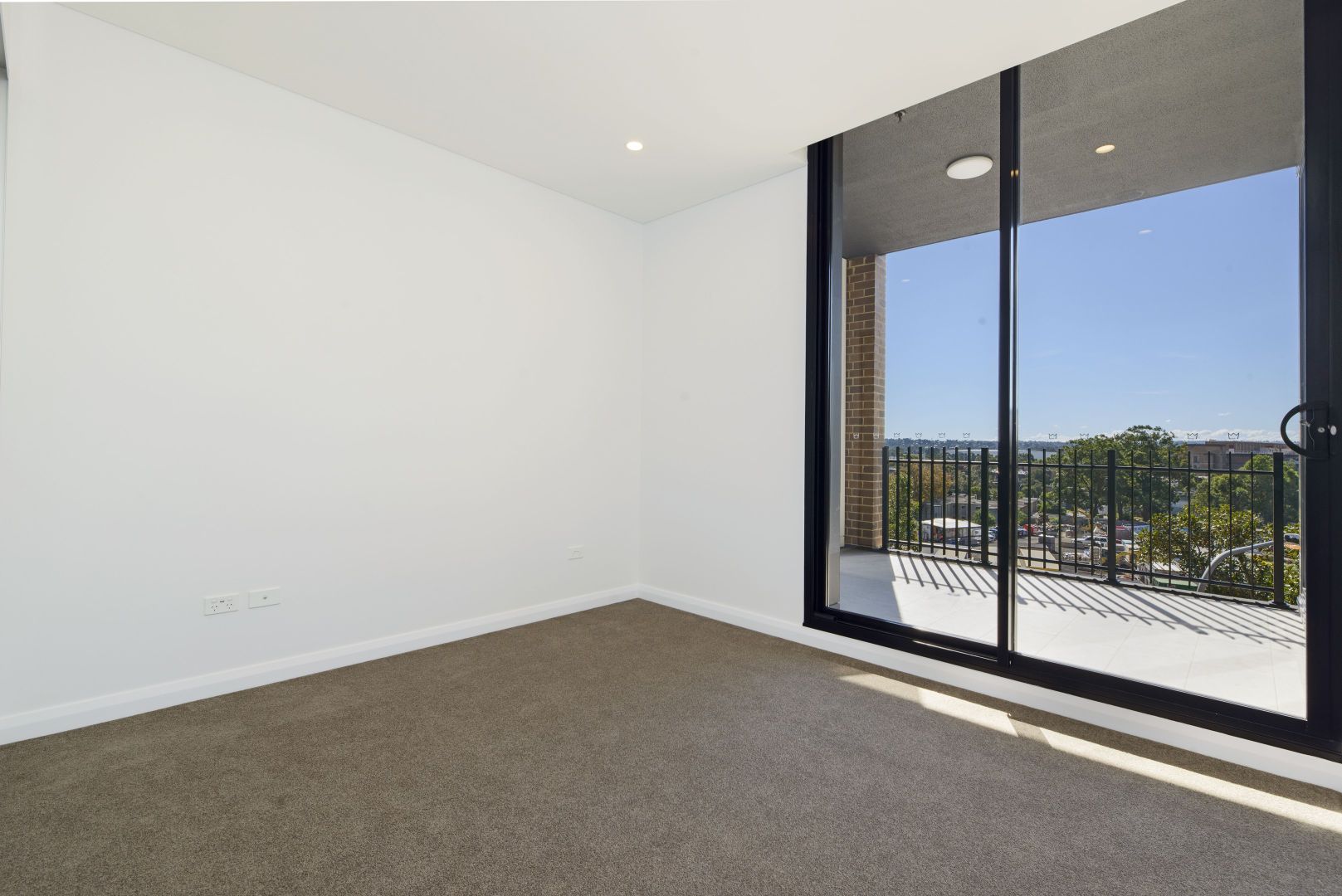 304/7 Maple Tree Road, Westmead NSW 2145, Image 2