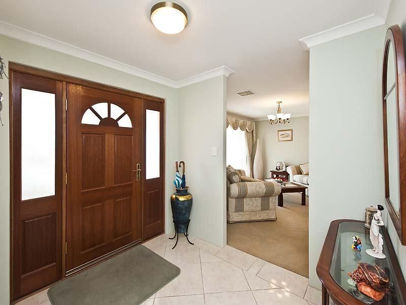 6 Destin Close, Warnbro WA 6169, Image 1