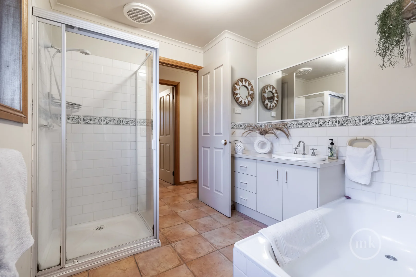 Additional image 6 of 1/11 Graeme Avenue, Montmorency VIC 3094