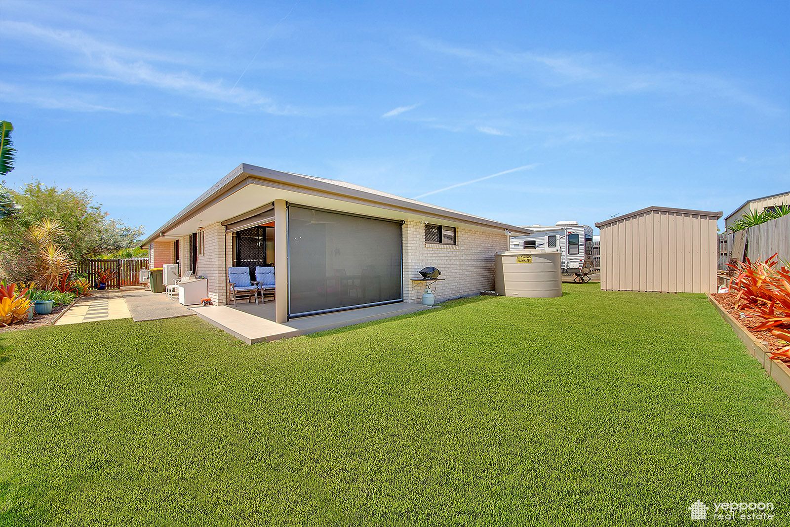 6 Seashell Court, Lammermoor QLD 4703, Image 2