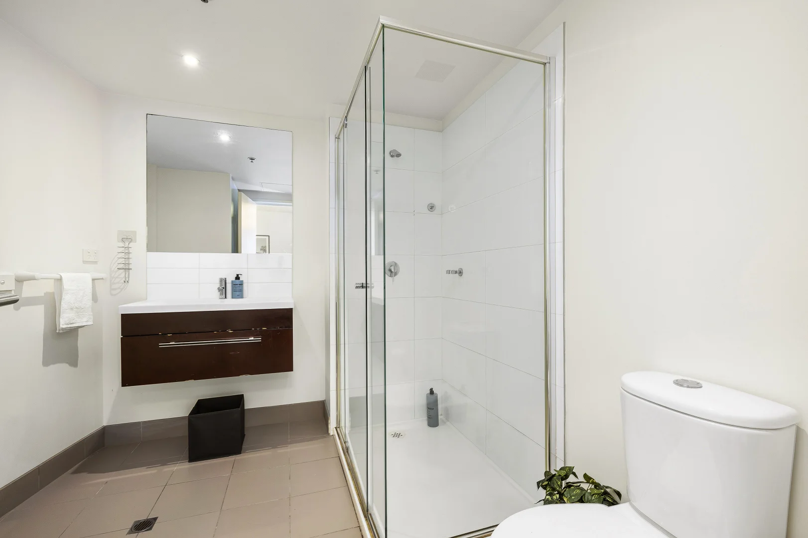 Additional image 15 of 1406/109 Clarendon Street, Southbank VIC 3006