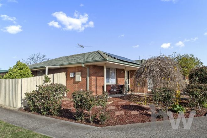 Picture of 2 Moira Lane, GROVEDALE VIC 3216