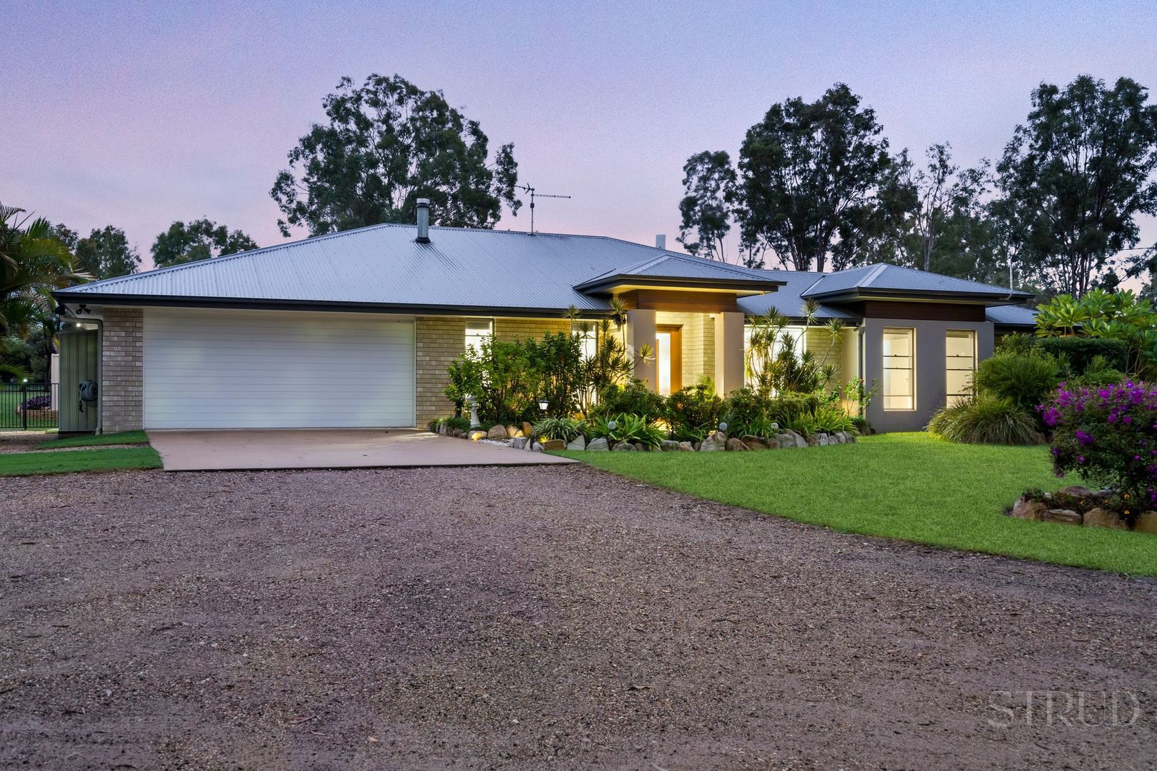 22 Heritage Drive, Adare QLD 4343, Image 1