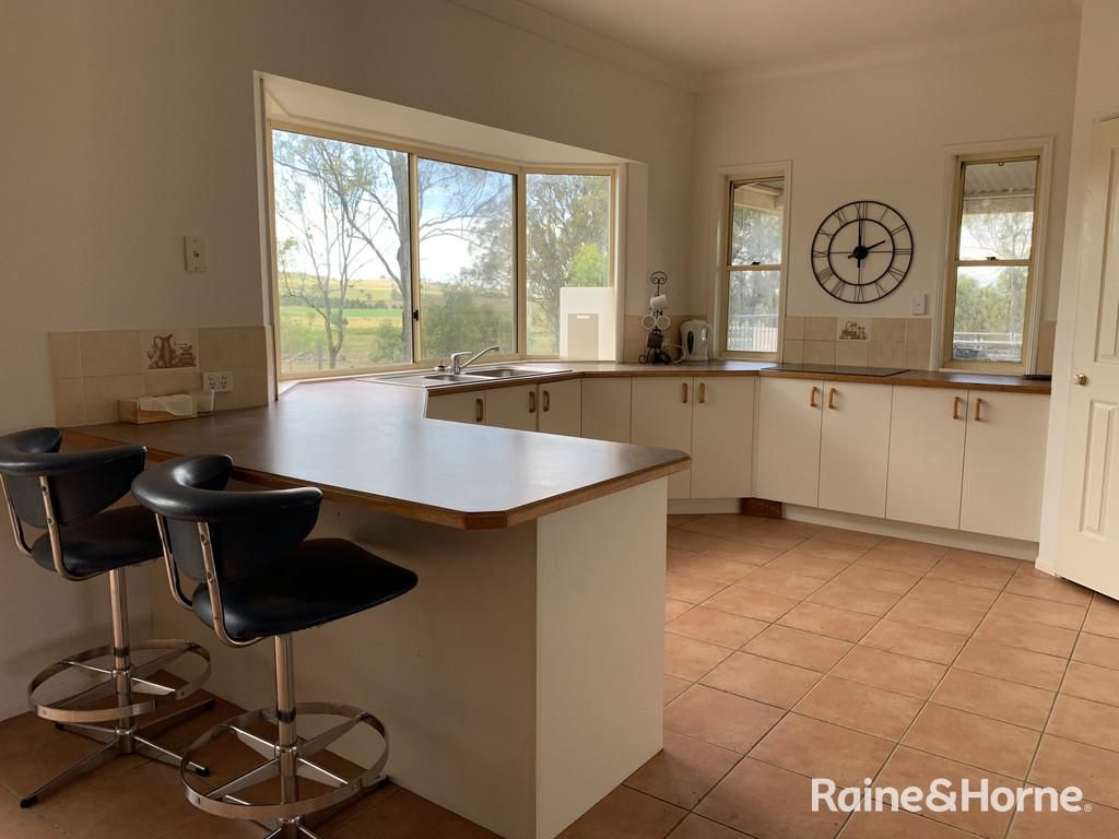 9 Schossow Road, Limestone Ridges QLD 4305, Image 2