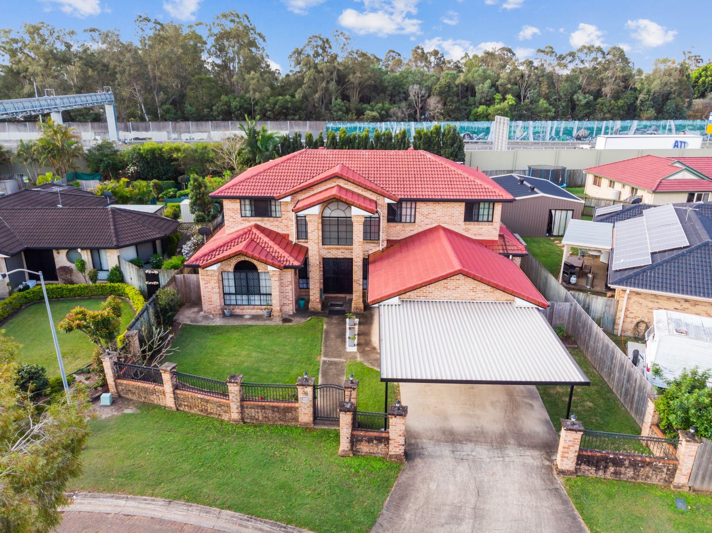 38 Kilsay Crescent, Meadowbrook QLD 4131, Image 2