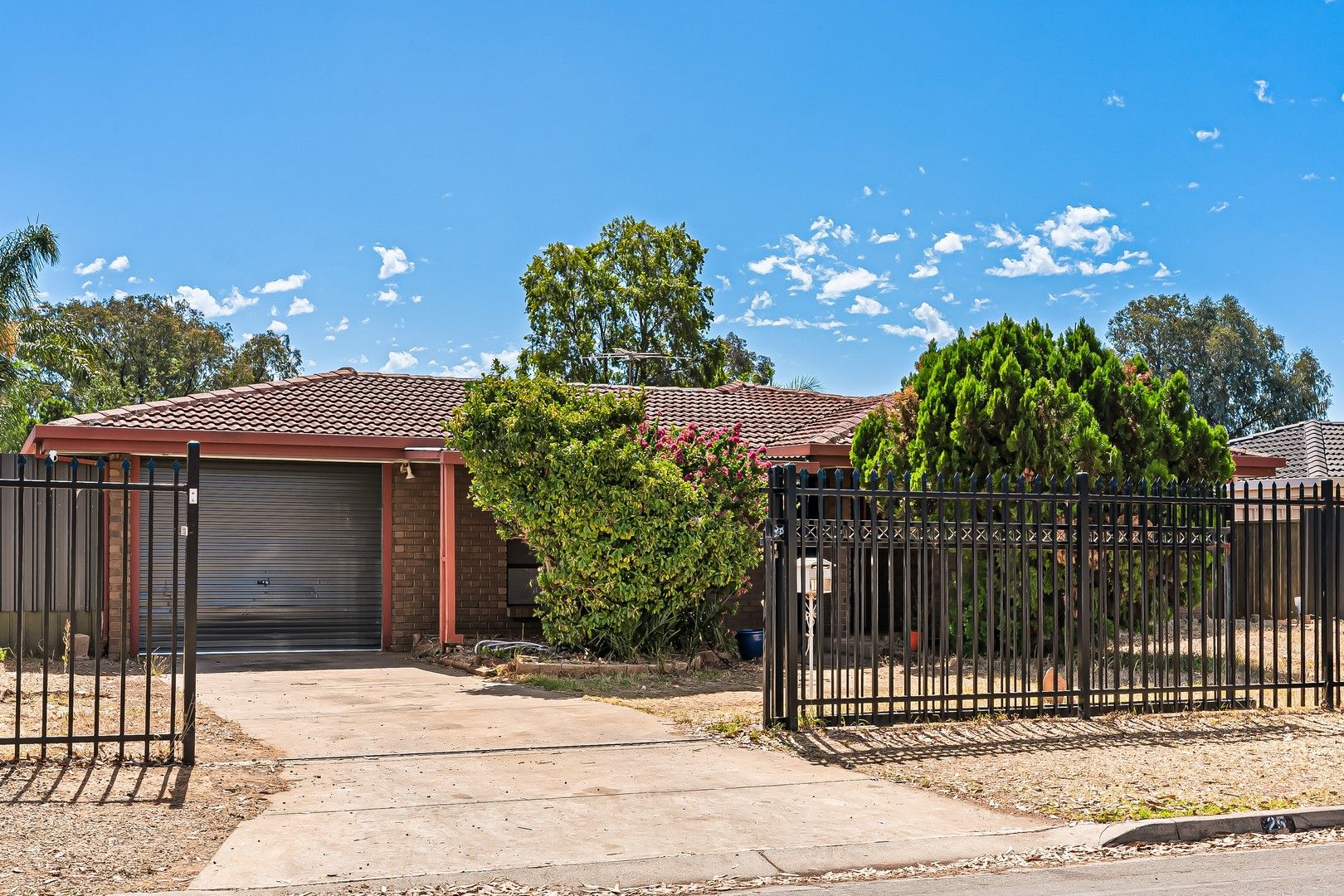 25 Lyndon Road, Paralowie SA 5108, Image 0