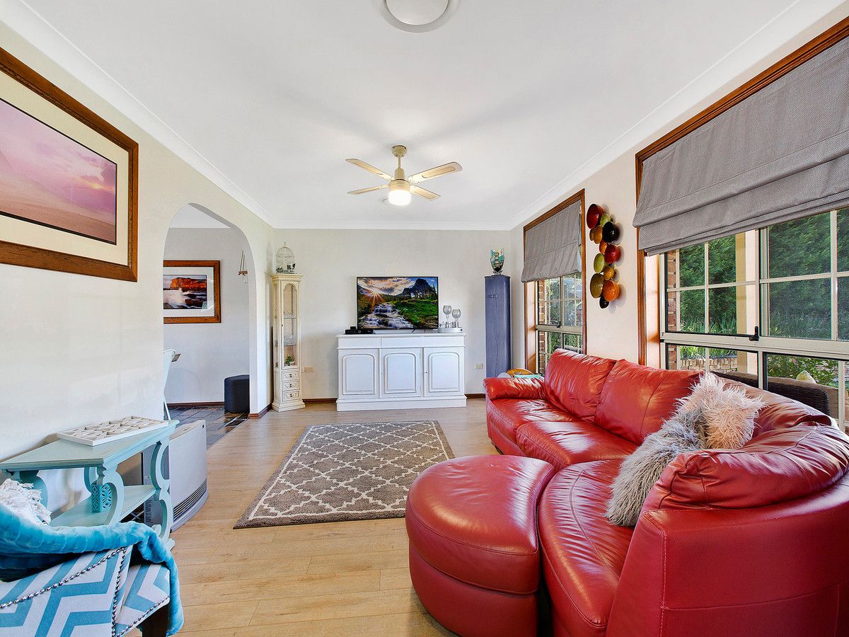 3 James Sea Drive, Green Point NSW 2251, Image 2