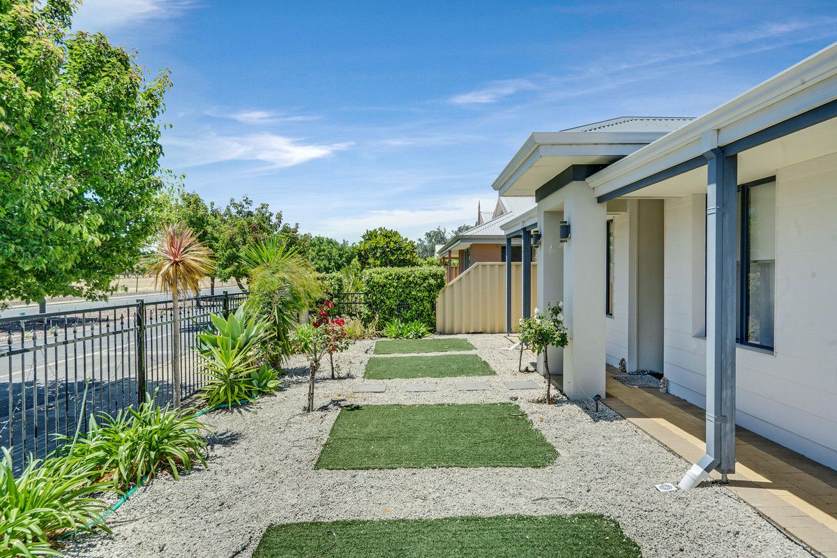 82 Joseph Drive, Yalyalup WA 6280, Image 2