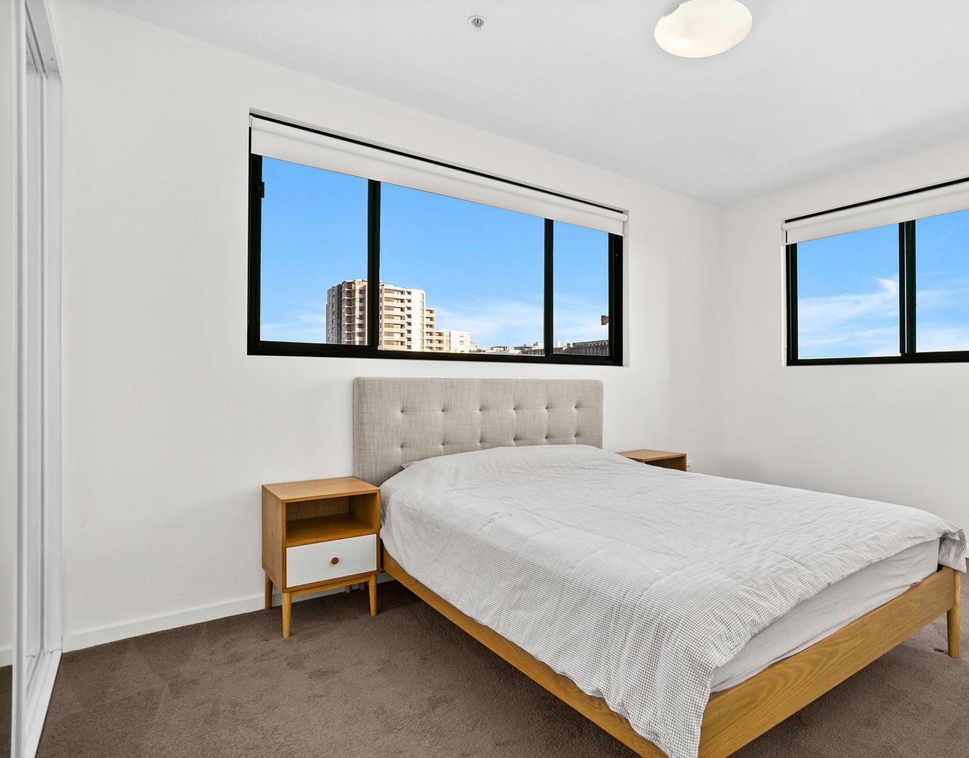 810/380 Forest Road, Hurstville NSW 2220, Image 2