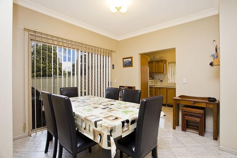 2/140 Connells Point Road, CONNELLS POINT NSW 2221, Image 2