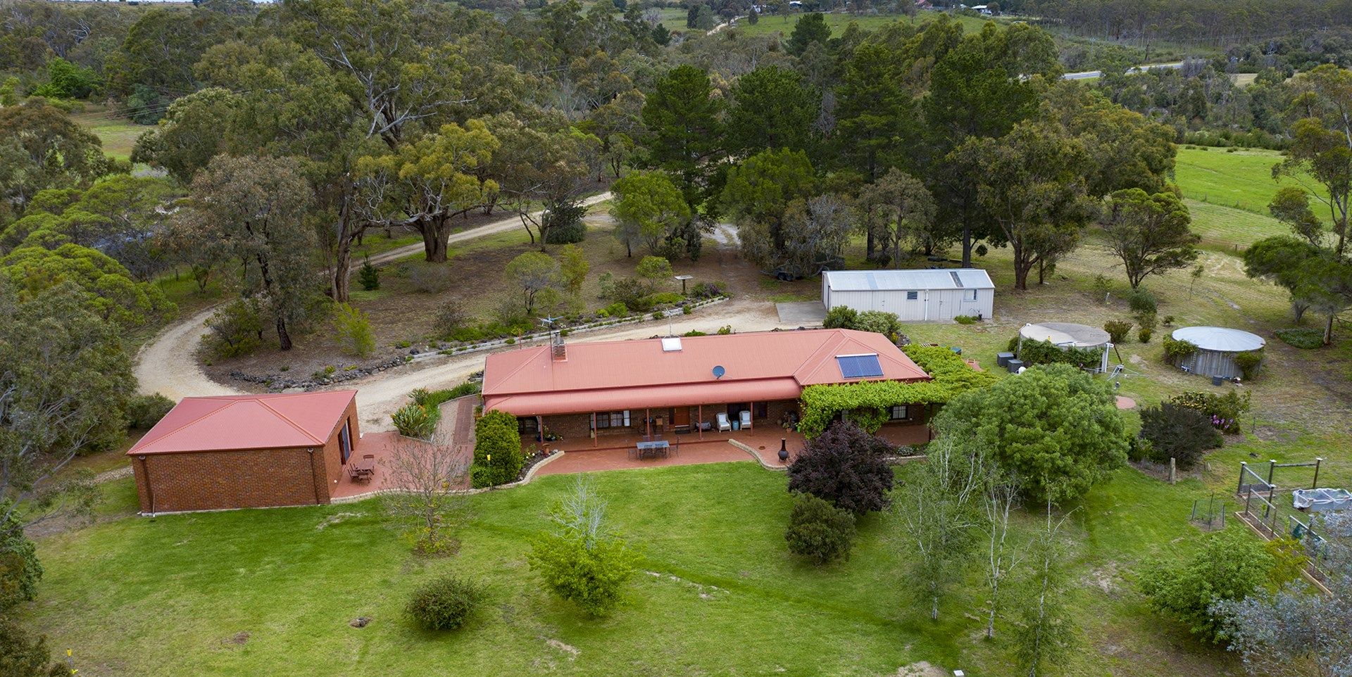 555 LONGFORD-LOCH SPORT Road, Longford VIC 3851, Image 0