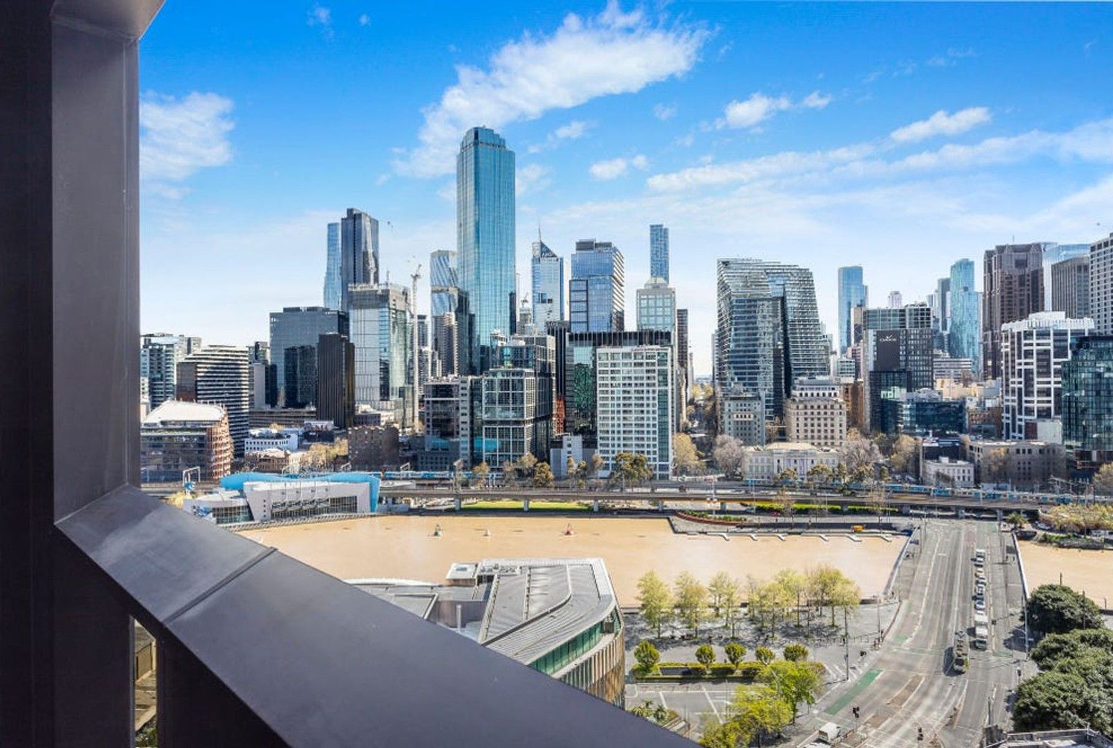 1 bedrooms Apartment / Unit / Flat in 1515/9 Power Street SOUTHBANK VIC, 3006