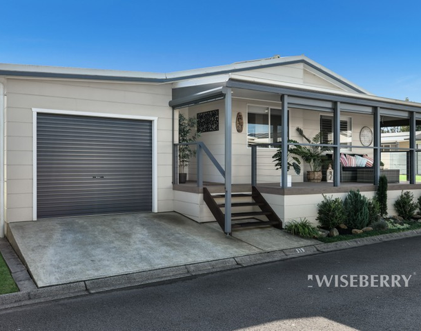 313/25 Mulloway Road, Chain Valley Bay NSW 2259