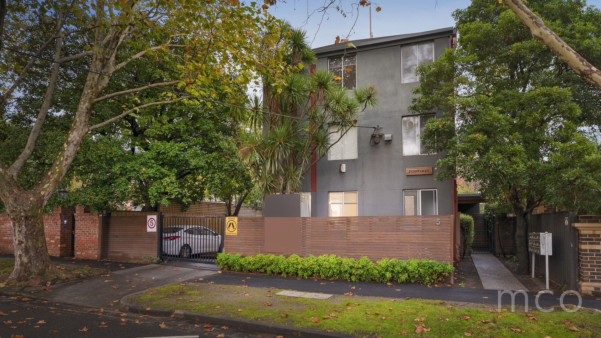 1 bedrooms Apartment / Unit / Flat in 13/5 Redan Street ST KILDA VIC, 3182