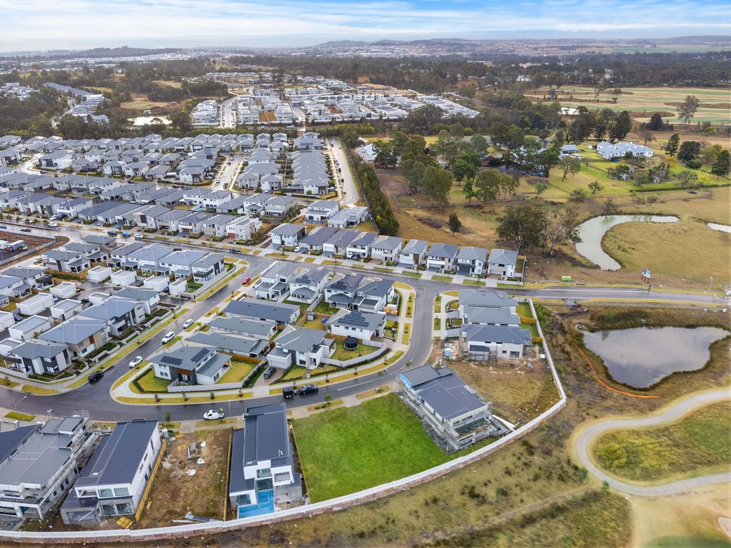 11 Houghton Street, Gledswood Hills NSW 2557 Domain