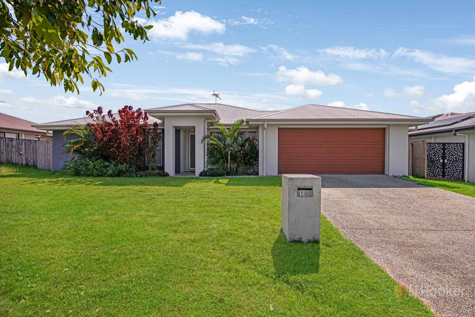 18 Isobel Avenue, Mirani QLD 4754