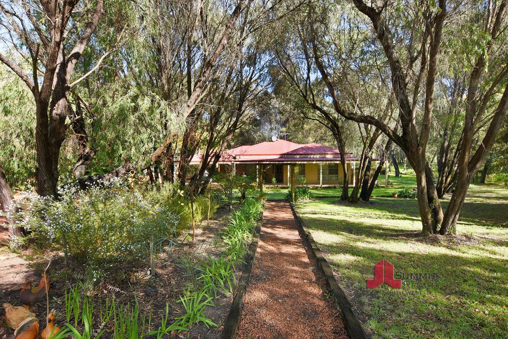 12 Leschenault Parade, Leschenault WA 6233, Image 2