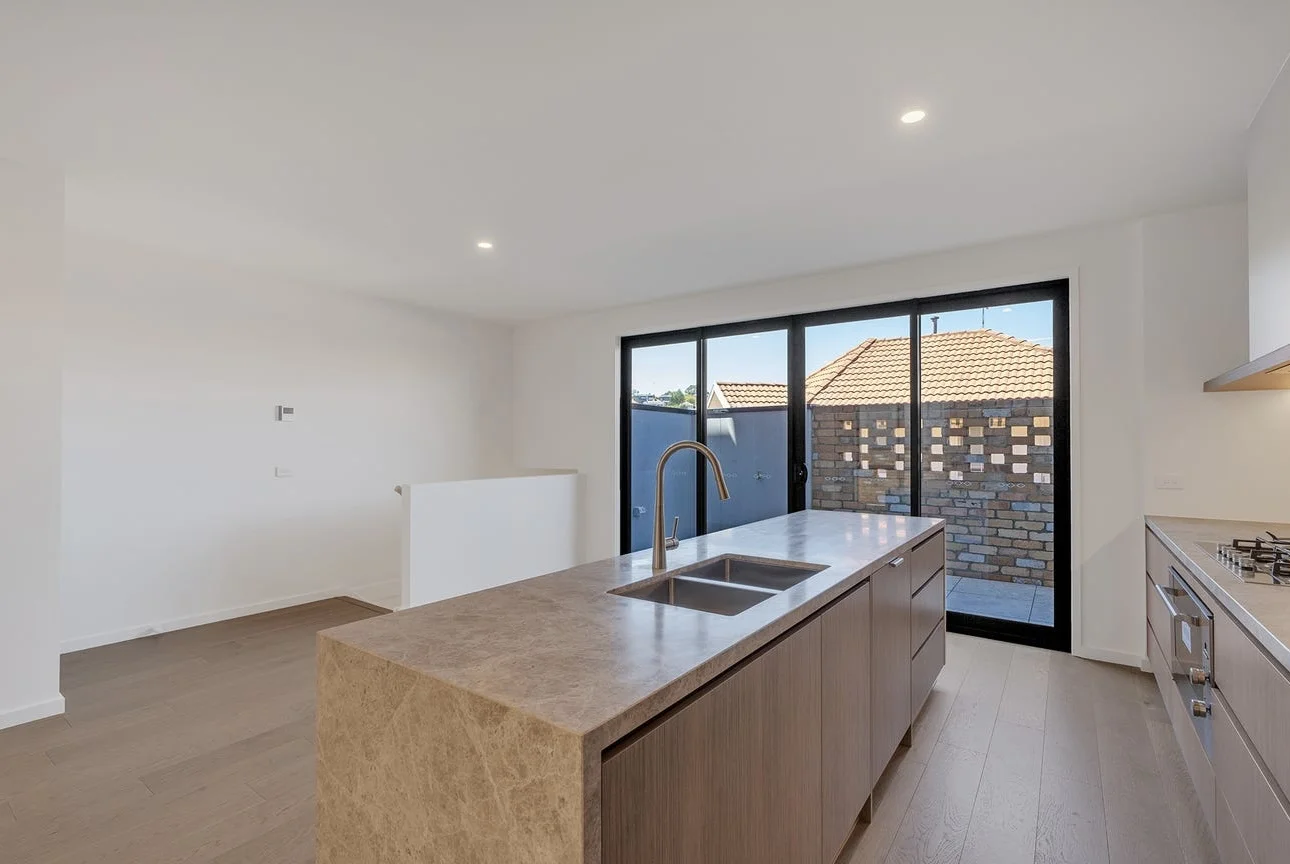 Additional image 2 of 17 Carrick Lane, Strathmore VIC 3041