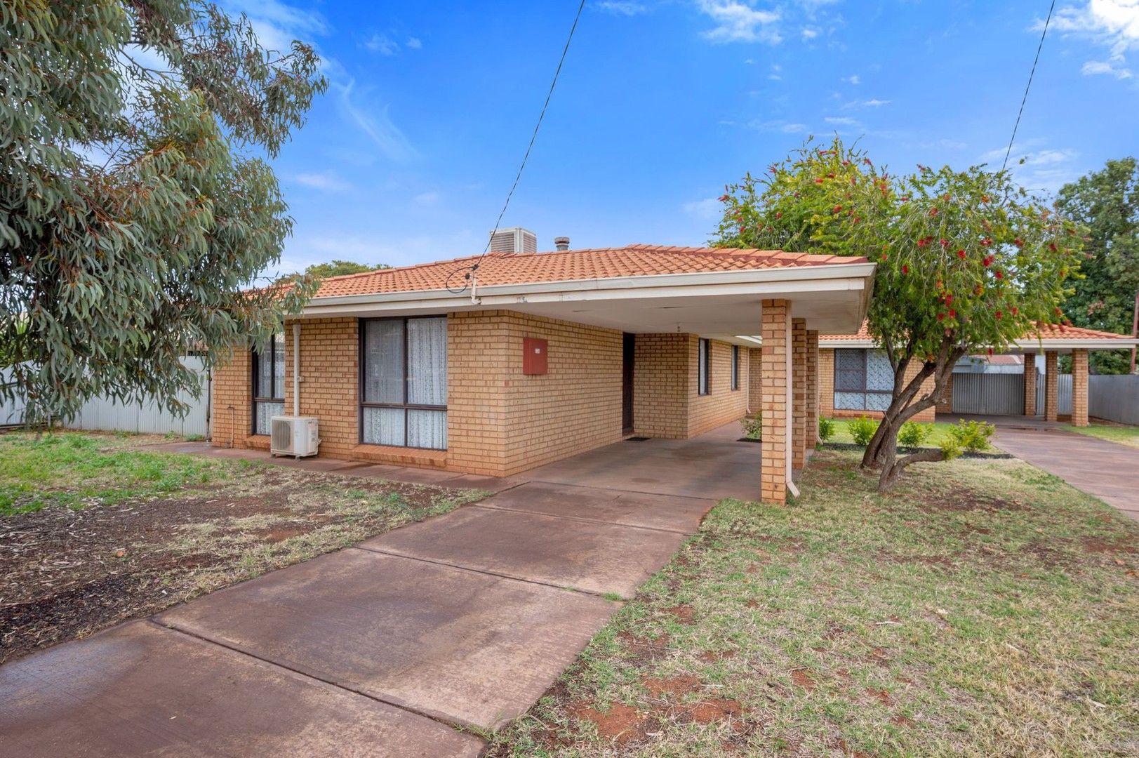 3 bedrooms Semi-Detached in 33A Hawkins Street WEST LAMINGTON WA, 6430