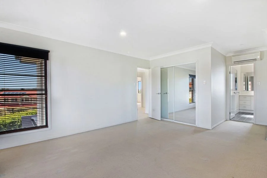 Additional image 13 of 91 Silky Oak Crescent, Carindale QLD 4152