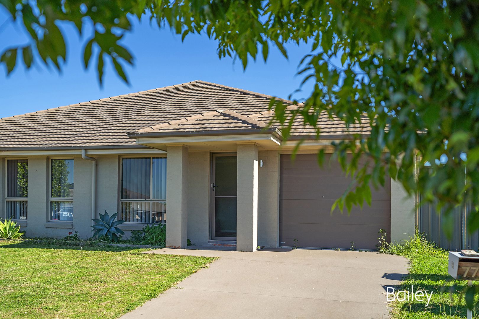 1 & 2/77 Wattle Ponds Road, Singleton NSW 2330, Image 1