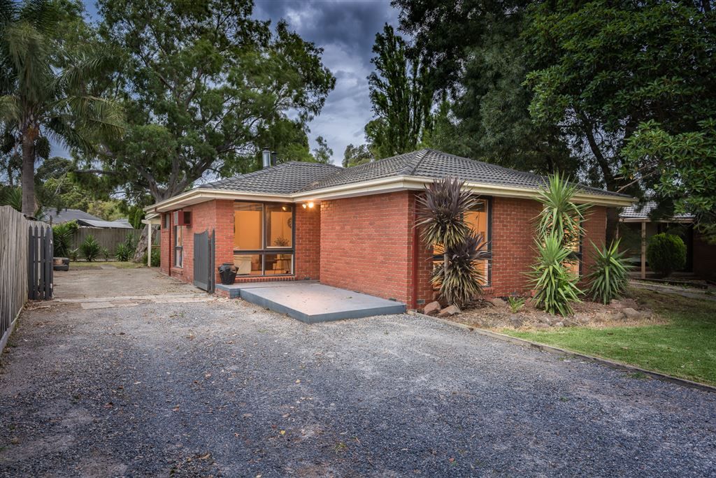 2 Ferntree Court, Ferntree Gully Property History & Address Research