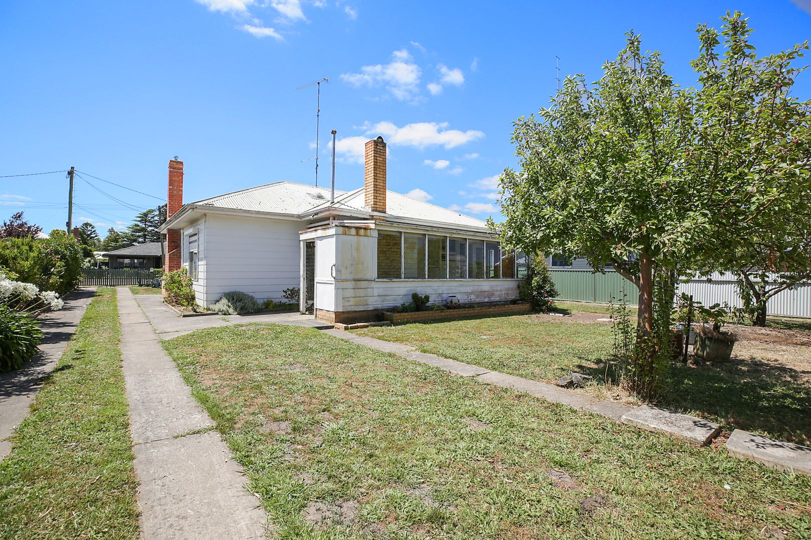 24 Morrison Street, Colac VIC 3250, Image 2