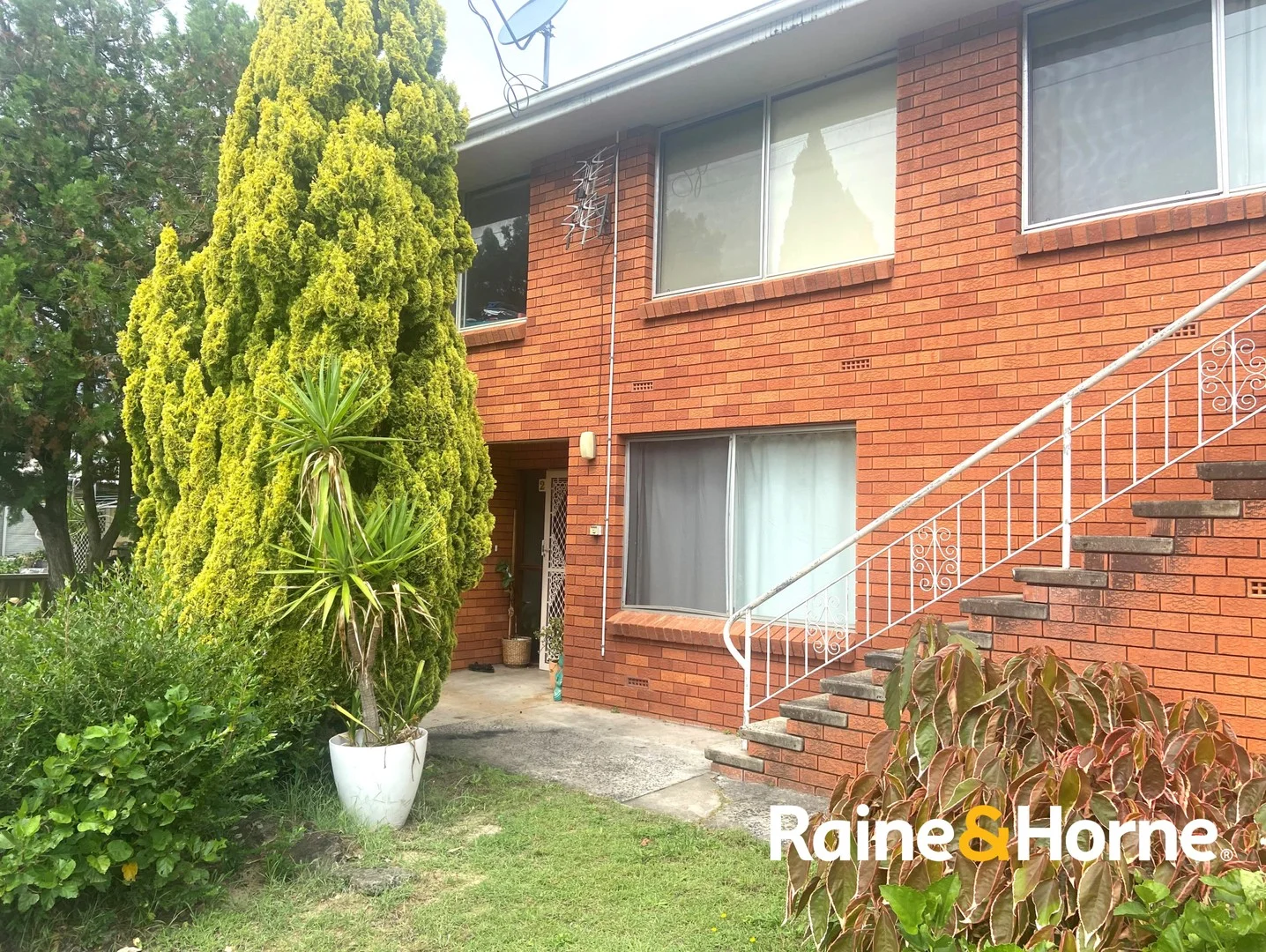 2/28 Wentworth Avenue, Woy Woy NSW 2256