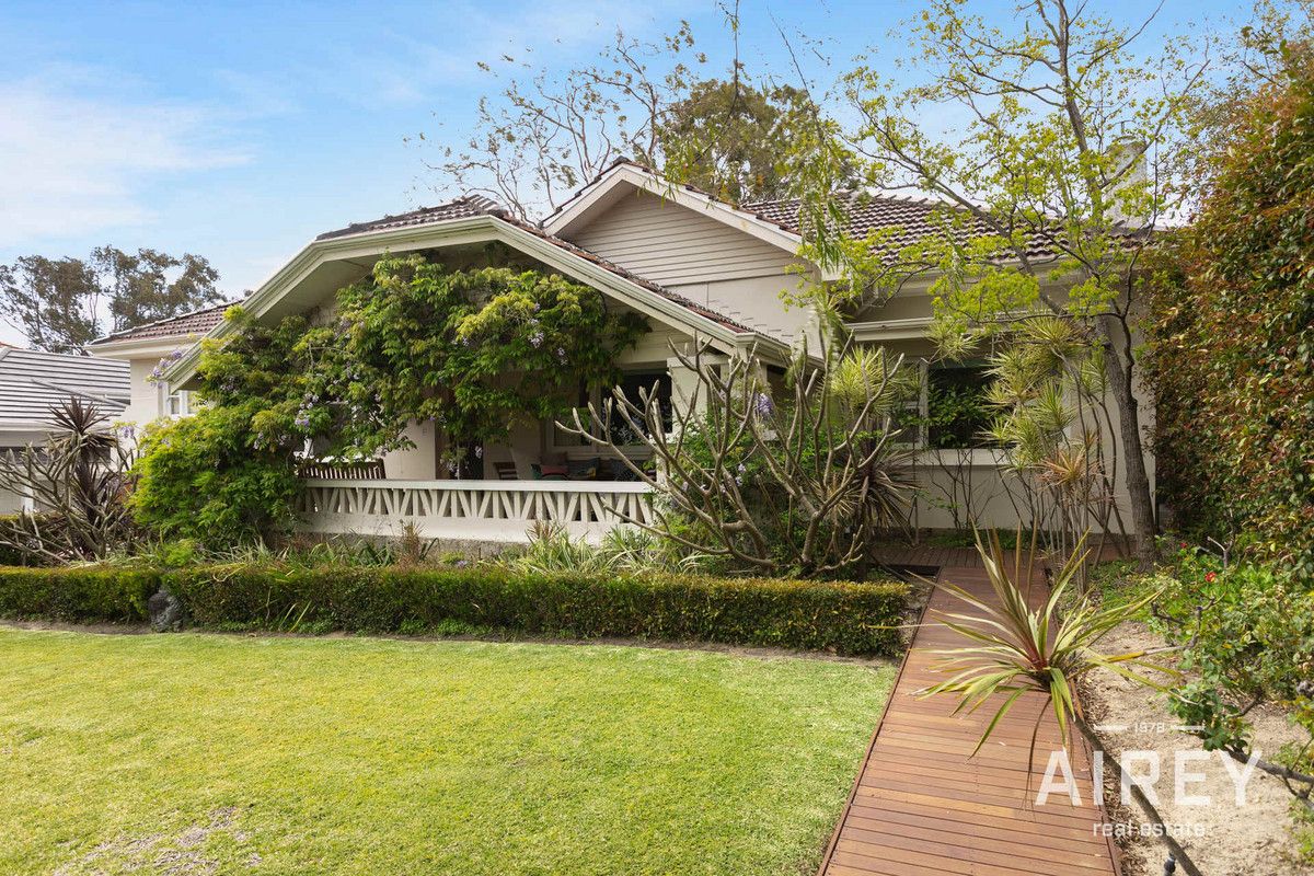 5 bedrooms House in 42 Doonan Road NEDLANDS WA, 6009