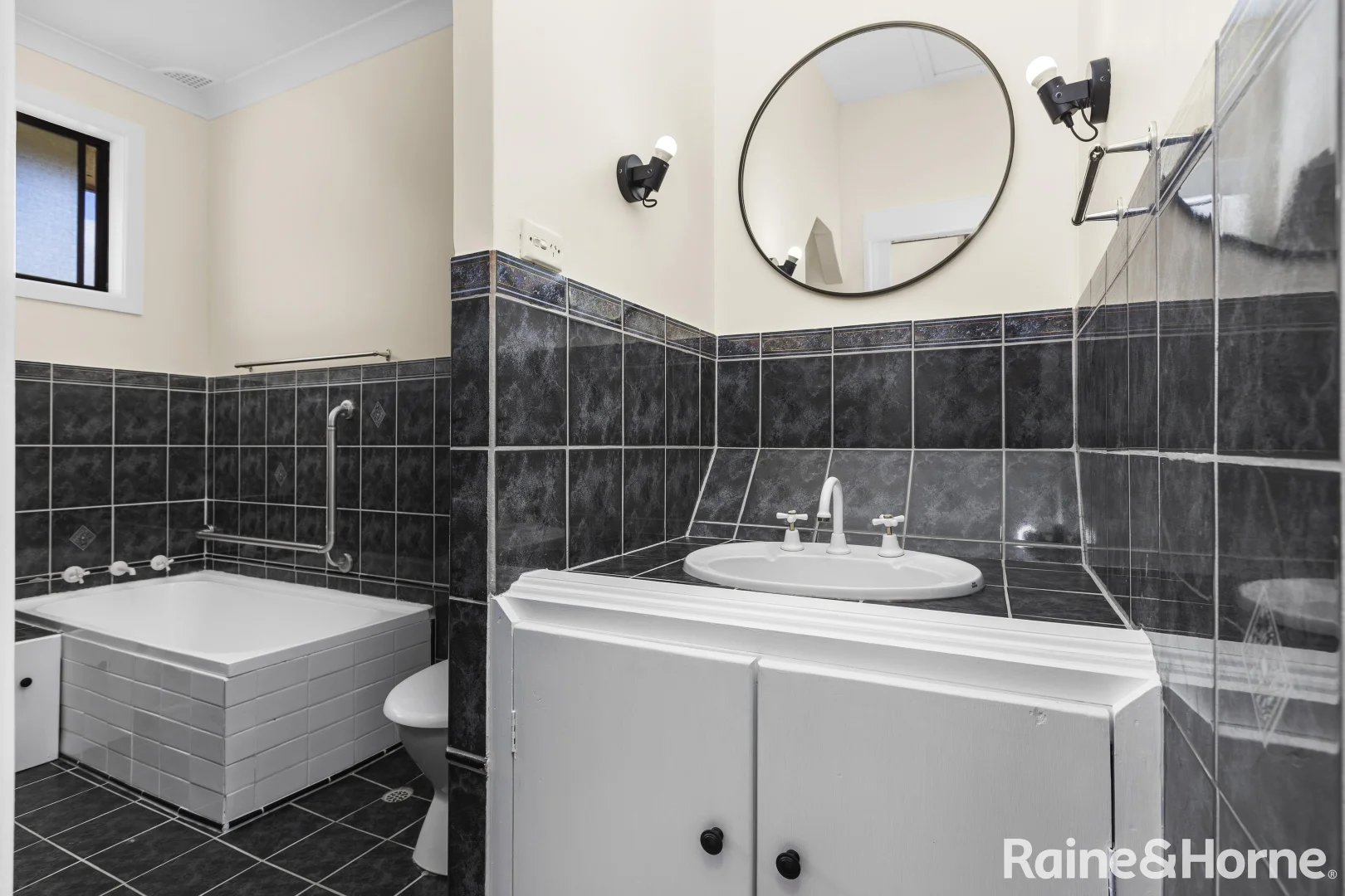 Additional image 13 of 6 Broughton Street, Rutherford NSW 2320